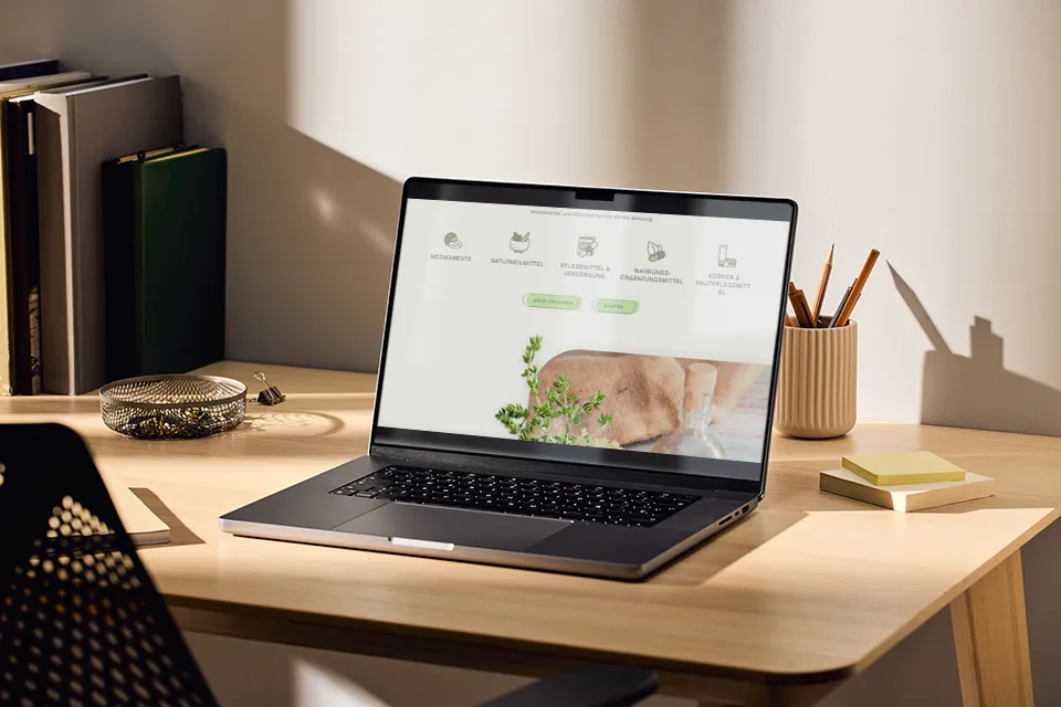 Startseite der Website mit dem Überblick über Leistungen