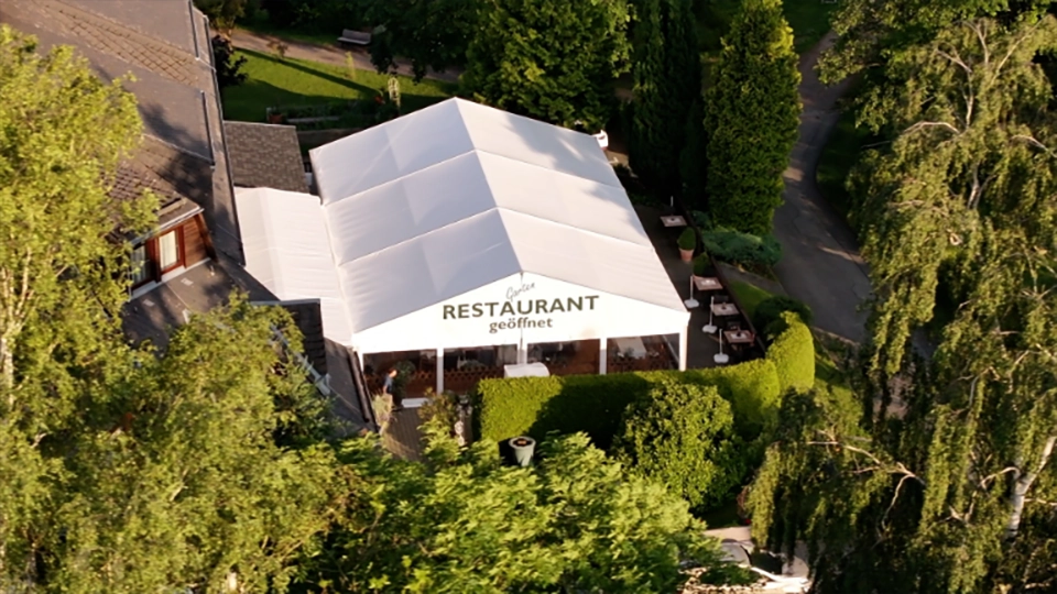 Gartenlokation des Hotels Waldesruh