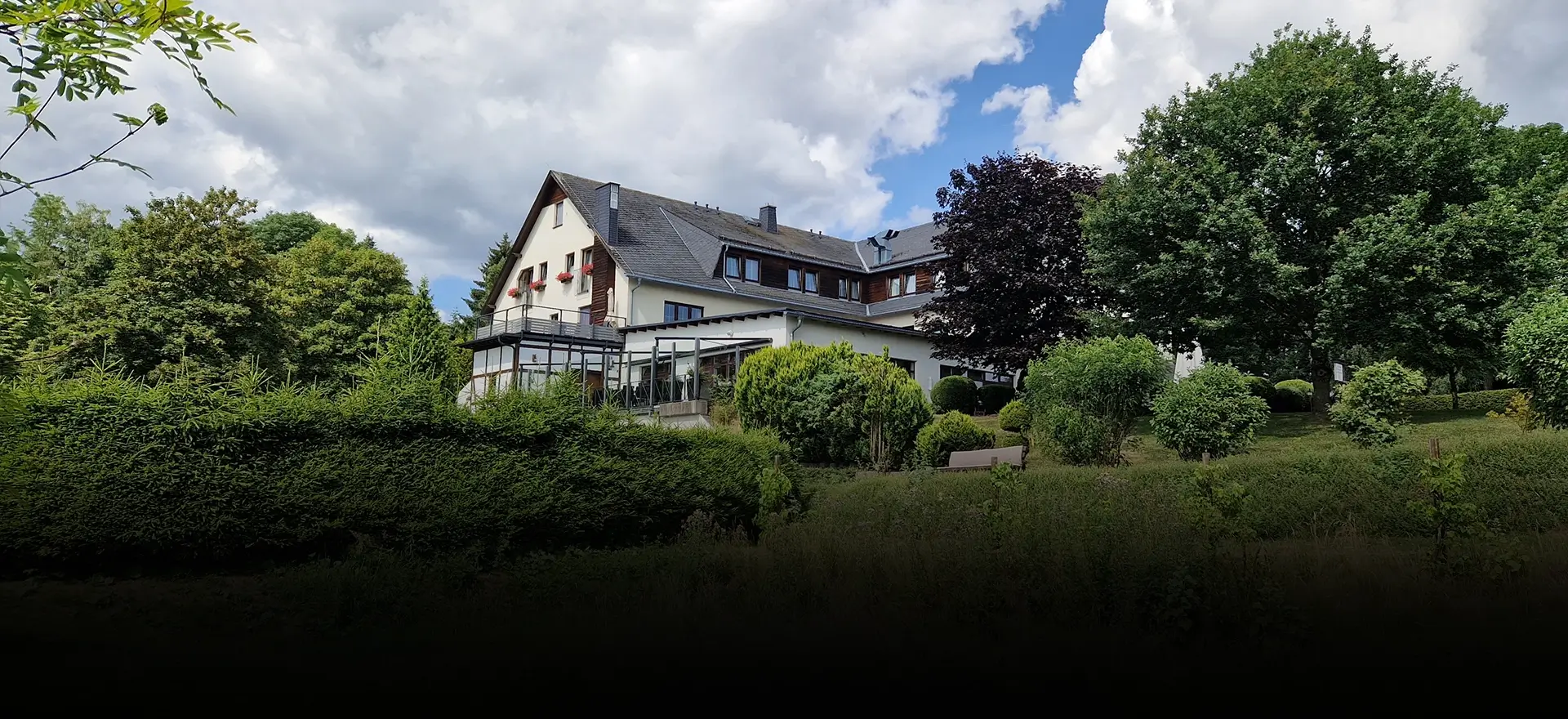 Blick auf das Hotel Waldesruh in Lengefeld im Erzgebirge